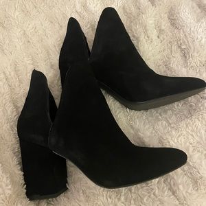 Steve Madden suede booties, black
